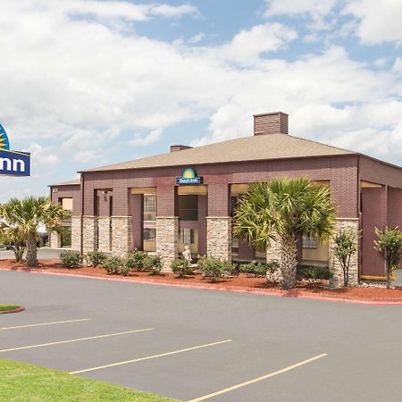 Days Inn By Wyndham College Station University Drive Экстерьер фото