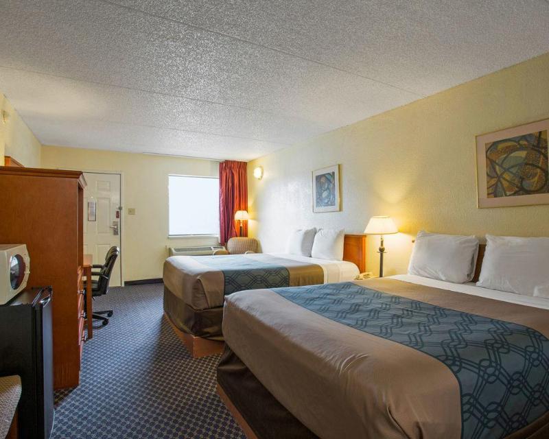 Days Inn By Wyndham College Station University Drive Экстерьер фото